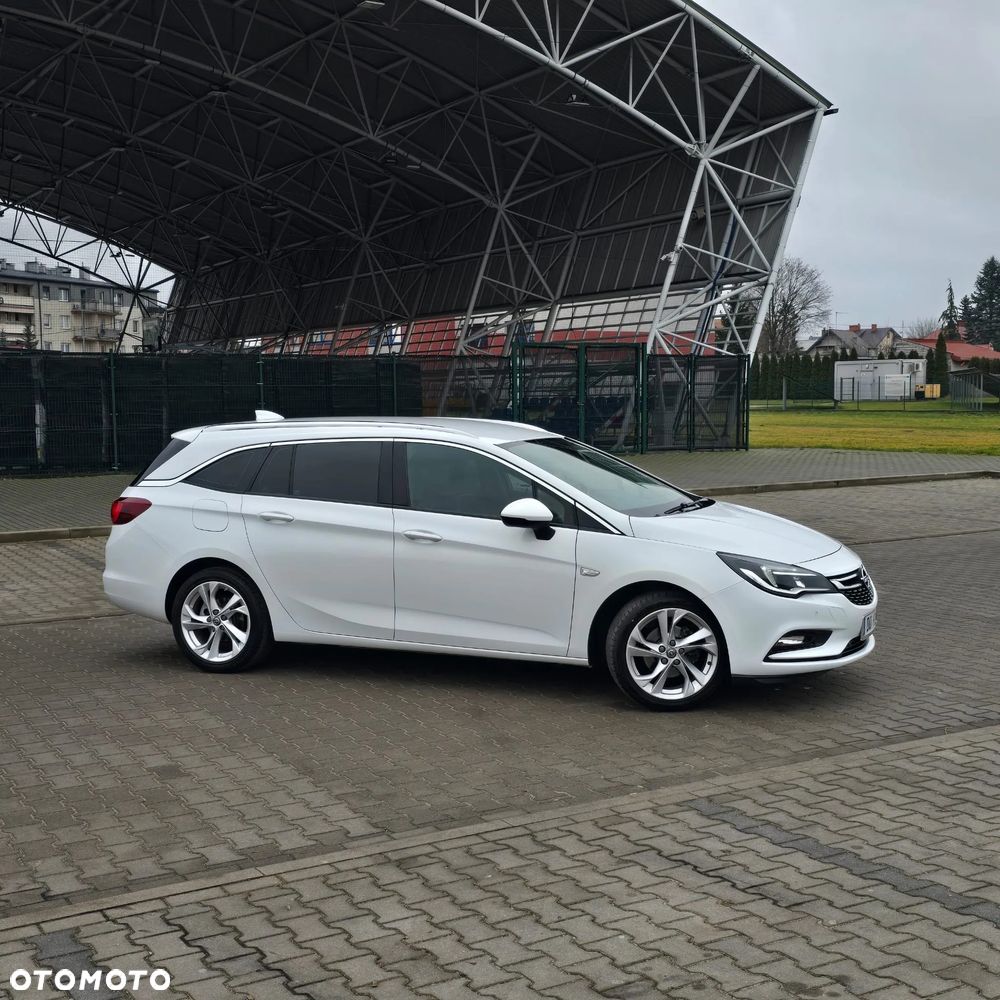 Opel Astra 1.4 Turbo Innovation - 4
