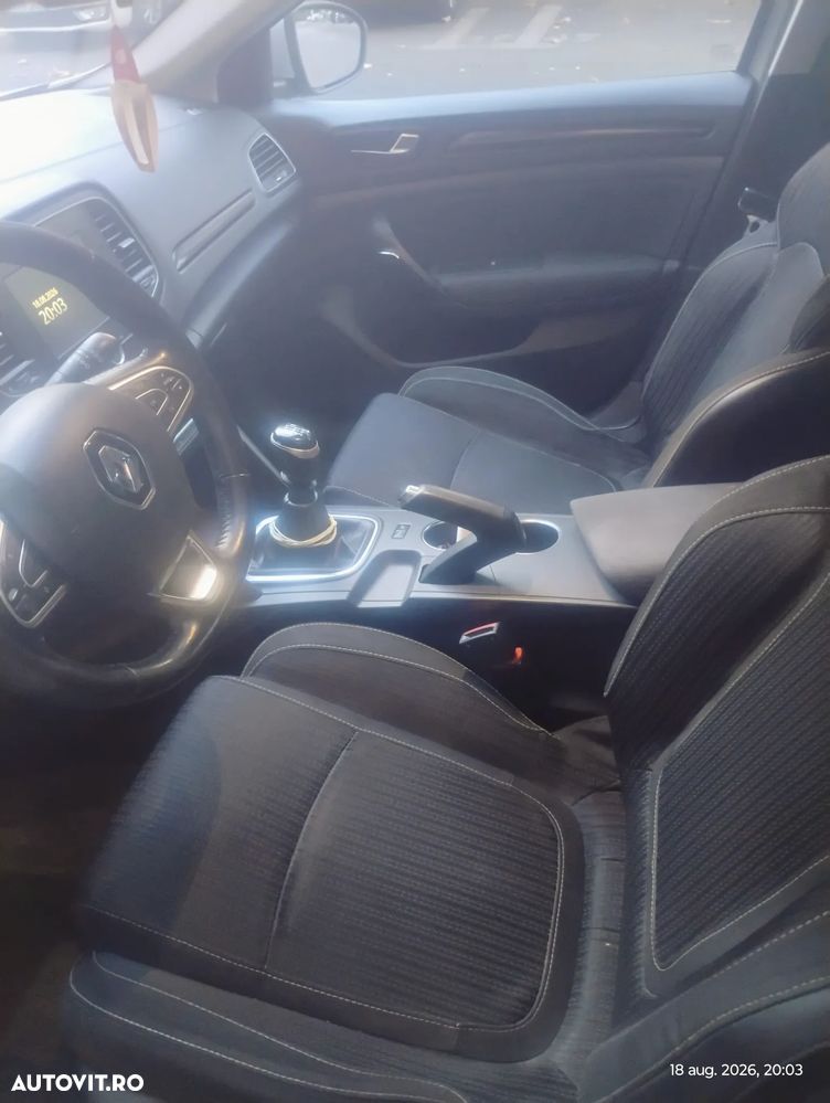 Renault Megane - 9
