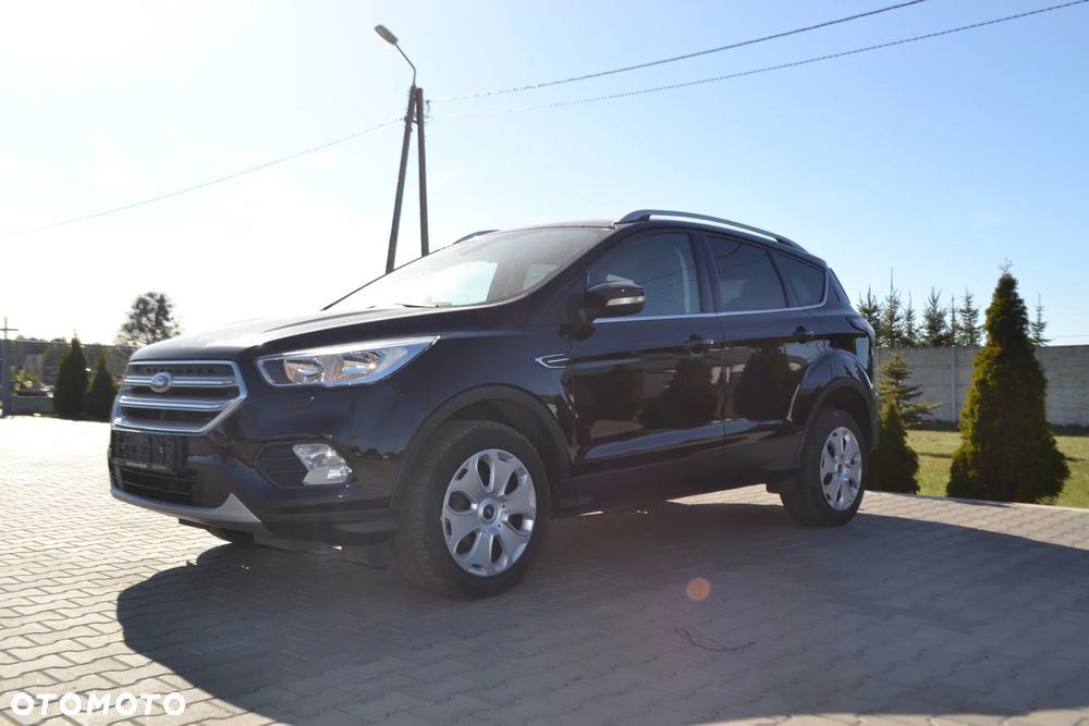 Ford Kuga 1.5 EcoBoost 2x4 Titanium - 2