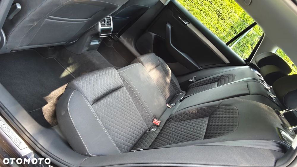 Skoda Superb 1.4 TSI Plug-In Hybrid Style DSG - 10
