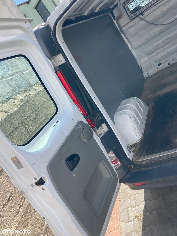 Opel Vivaro - 7