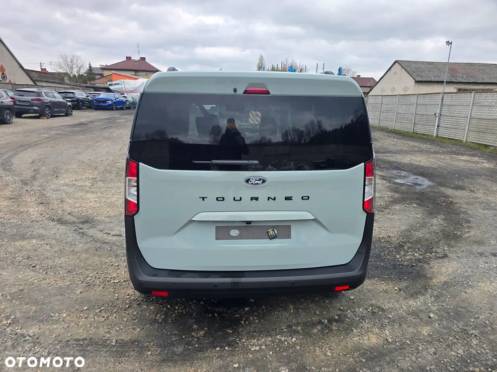 Ford Tourneo Courier ver-1-0-ecoboost-trend - 7