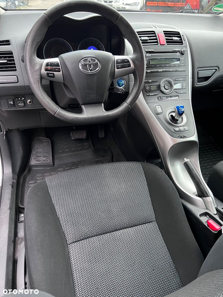 Toyota Auris - 21