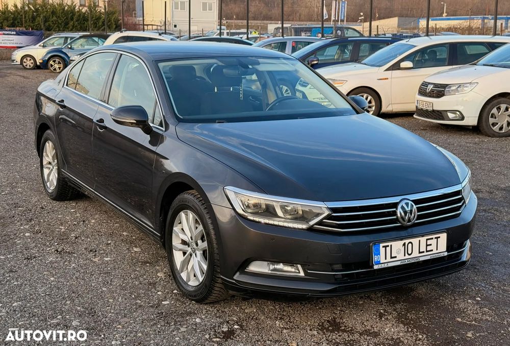 Volkswagen Passat 2.0 TDI DSG Comfortline - 3