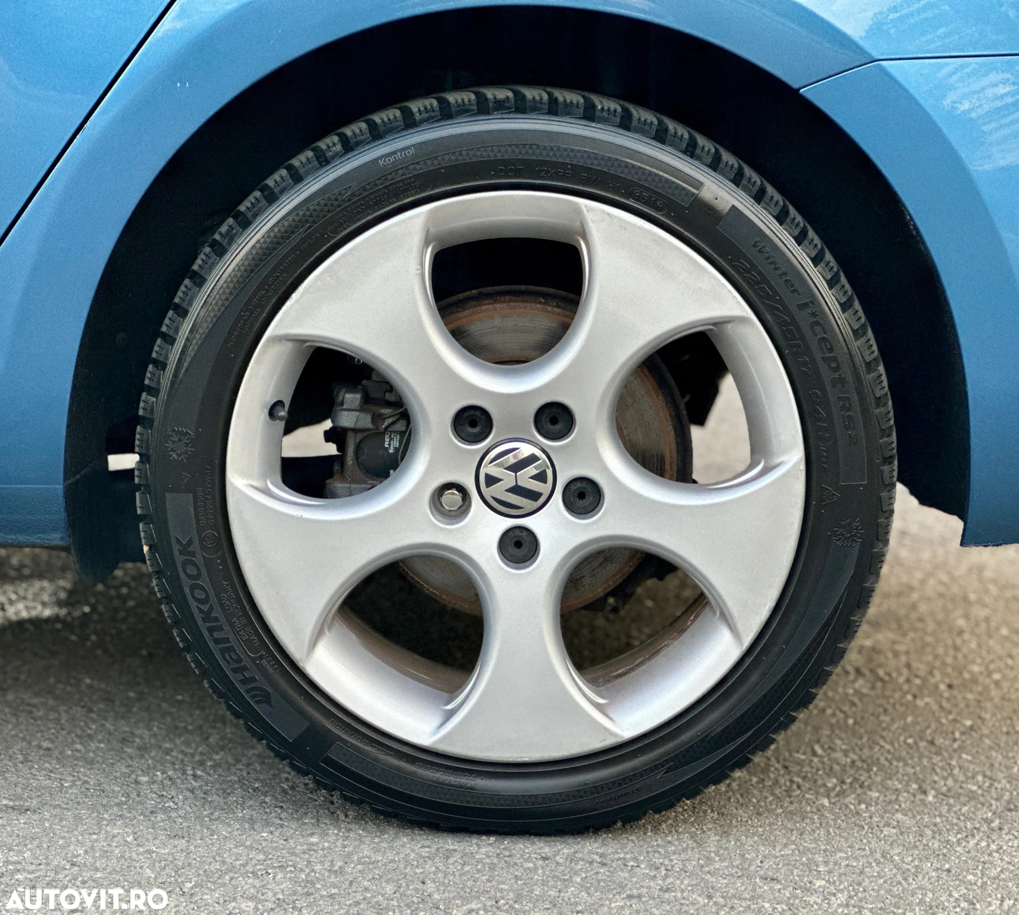 Volkswagen Golf 2.0 BlueTDI Highline - 33