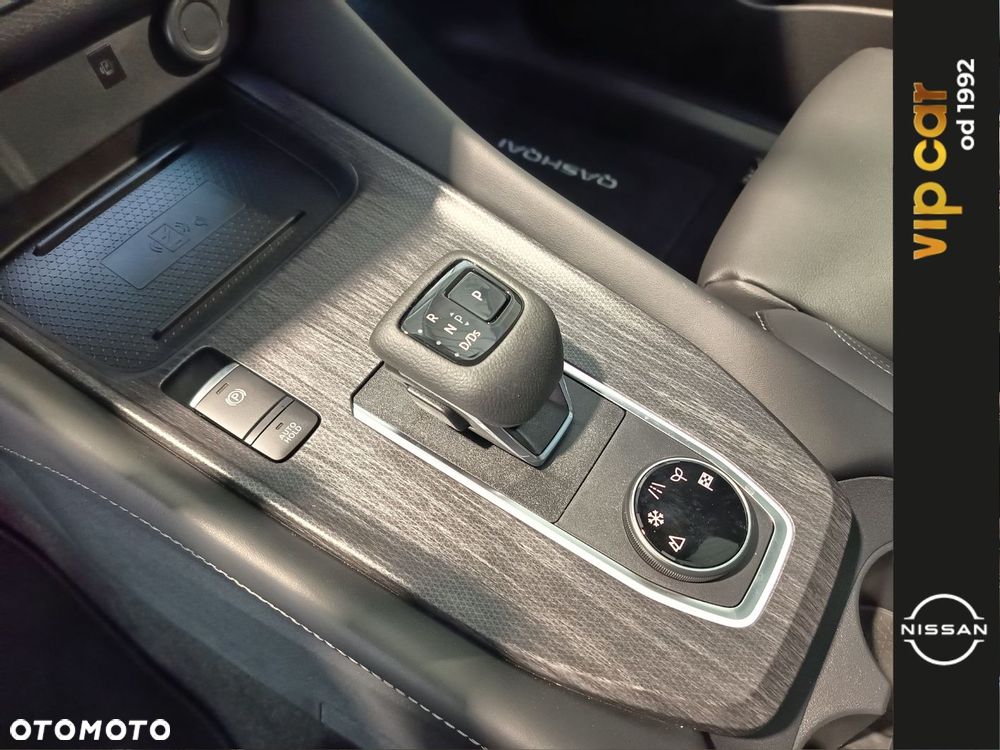 Nissan Qashqai 1.3 DIG-T MHEV 4x4 Tekna Xtronic - 10