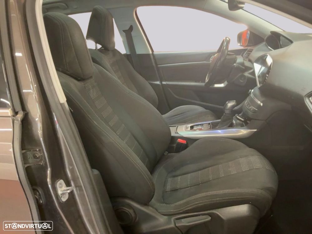 Peugeot 308 SW - 6