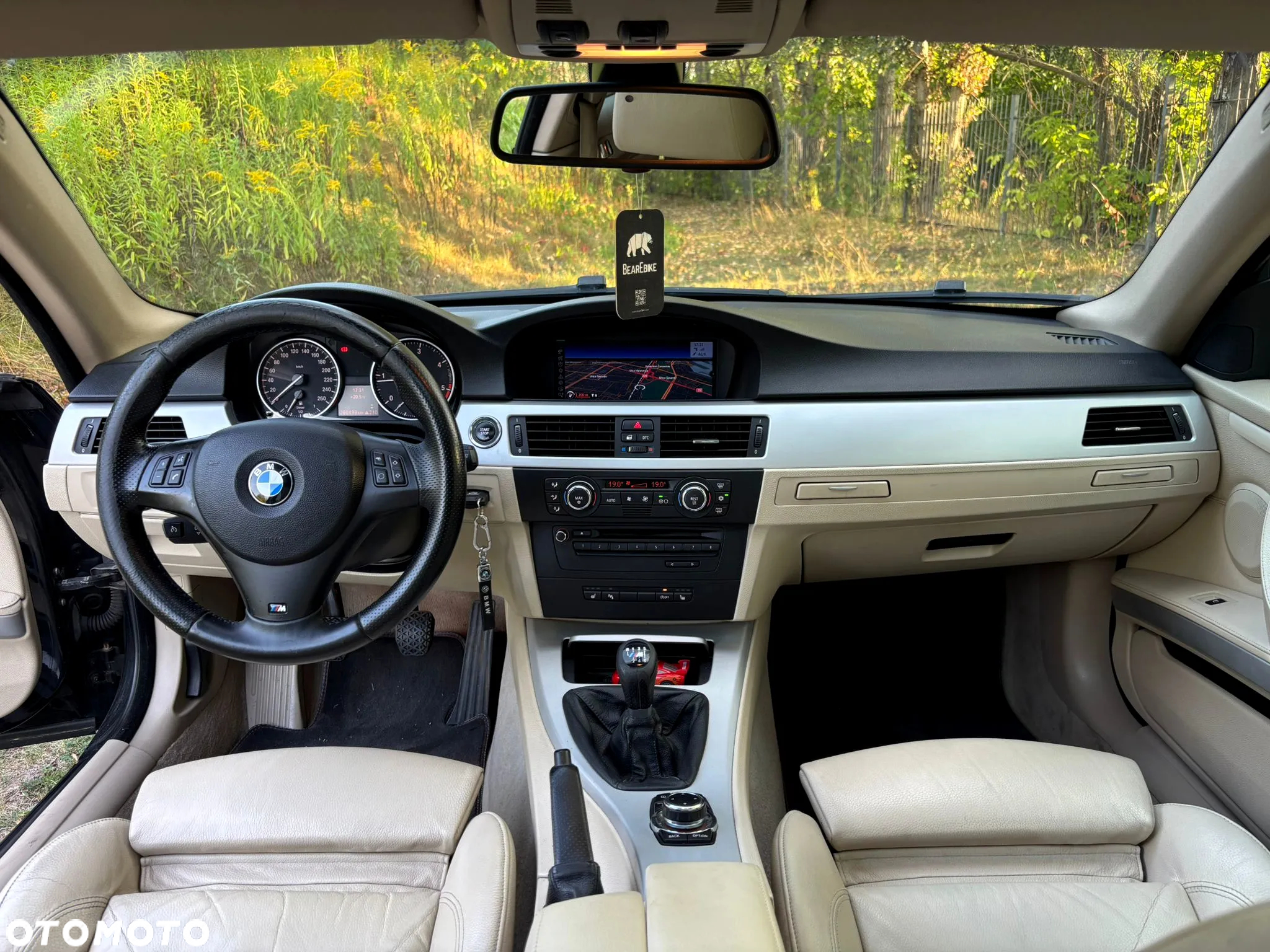 BMW Seria 3 320d - 13