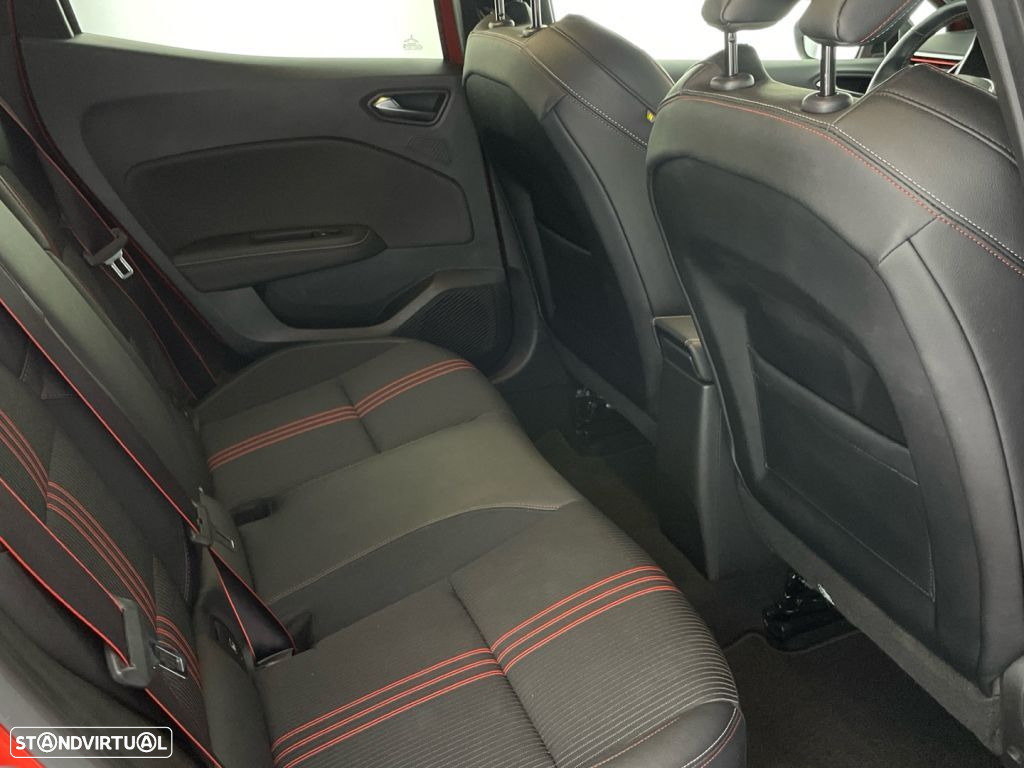 Renault Clio 1.0 TCe RS Line - 23