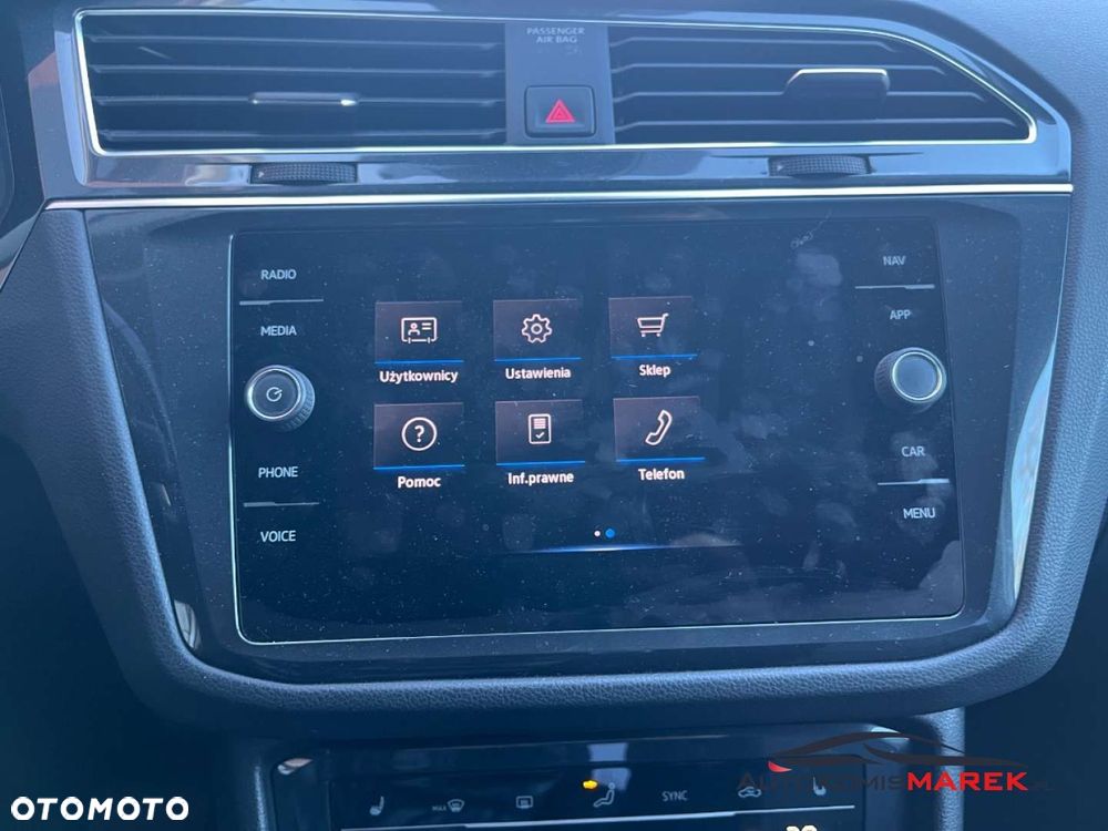 Volkswagen Tiguan 2.0 TDI SCR Elegance DSG - 18