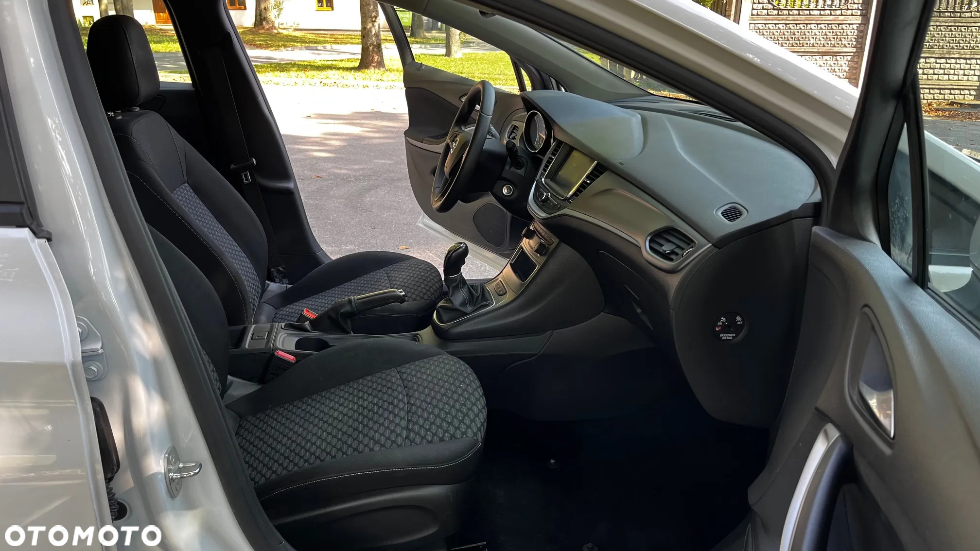 Opel Astra 1.5 D Start/Stop Business Edition - 8