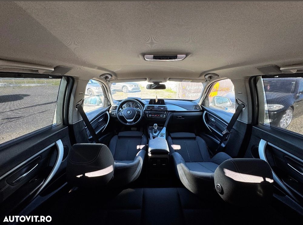 BMW Seria 3 320d Aut. Blue Performance Sport Line - 18