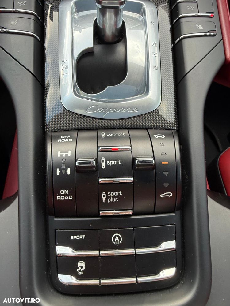 Porsche Cayenne Platinum Edition - 13