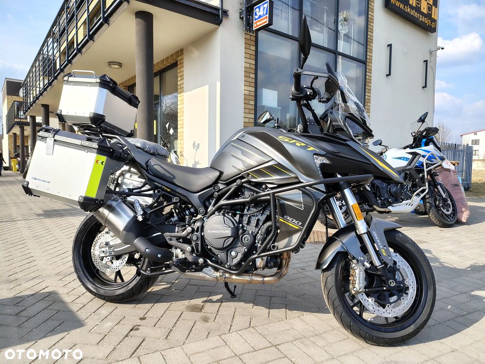 QJMOTOR SRT900S - 32