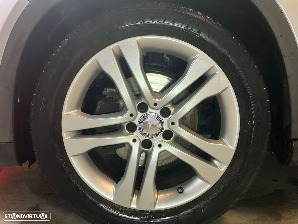 Mercedes-Benz GLA 180 CDI Urban - 9