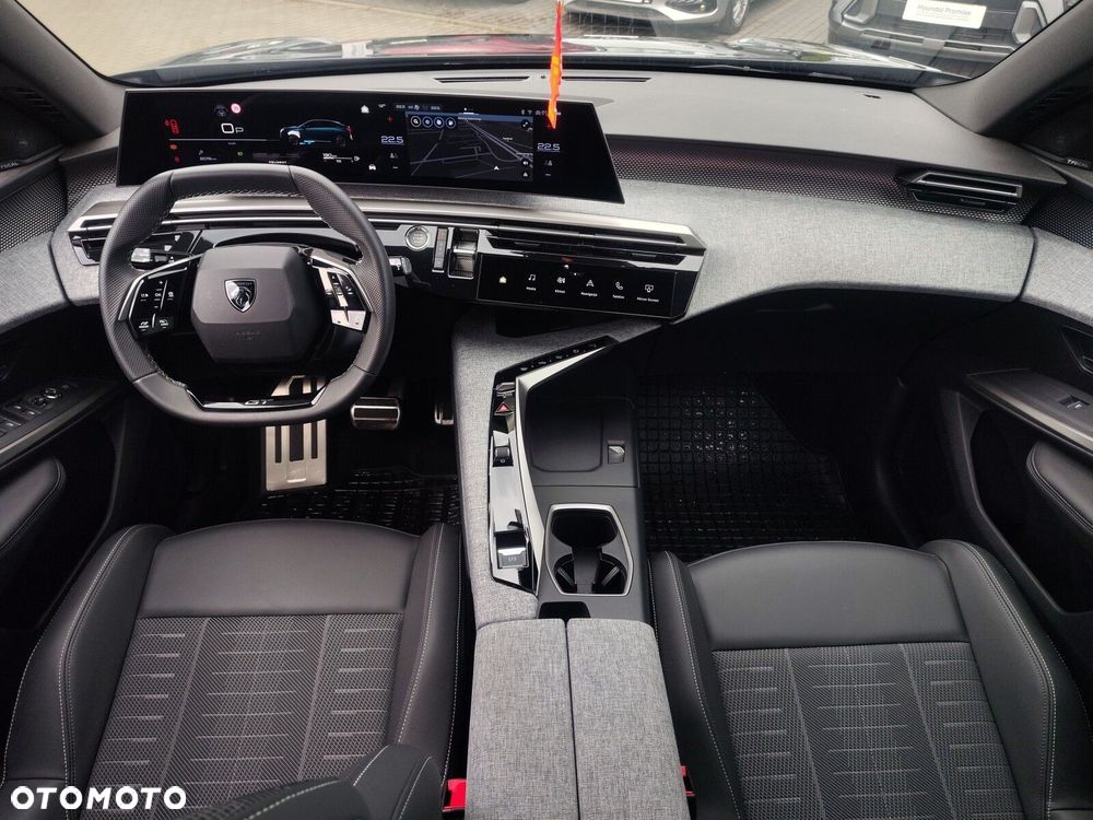 Peugeot 3008 1.2 PureTech mHEV GT S&S e-DCS6 - 12