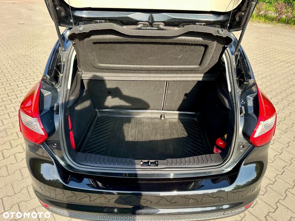 Ford Focus - 8
