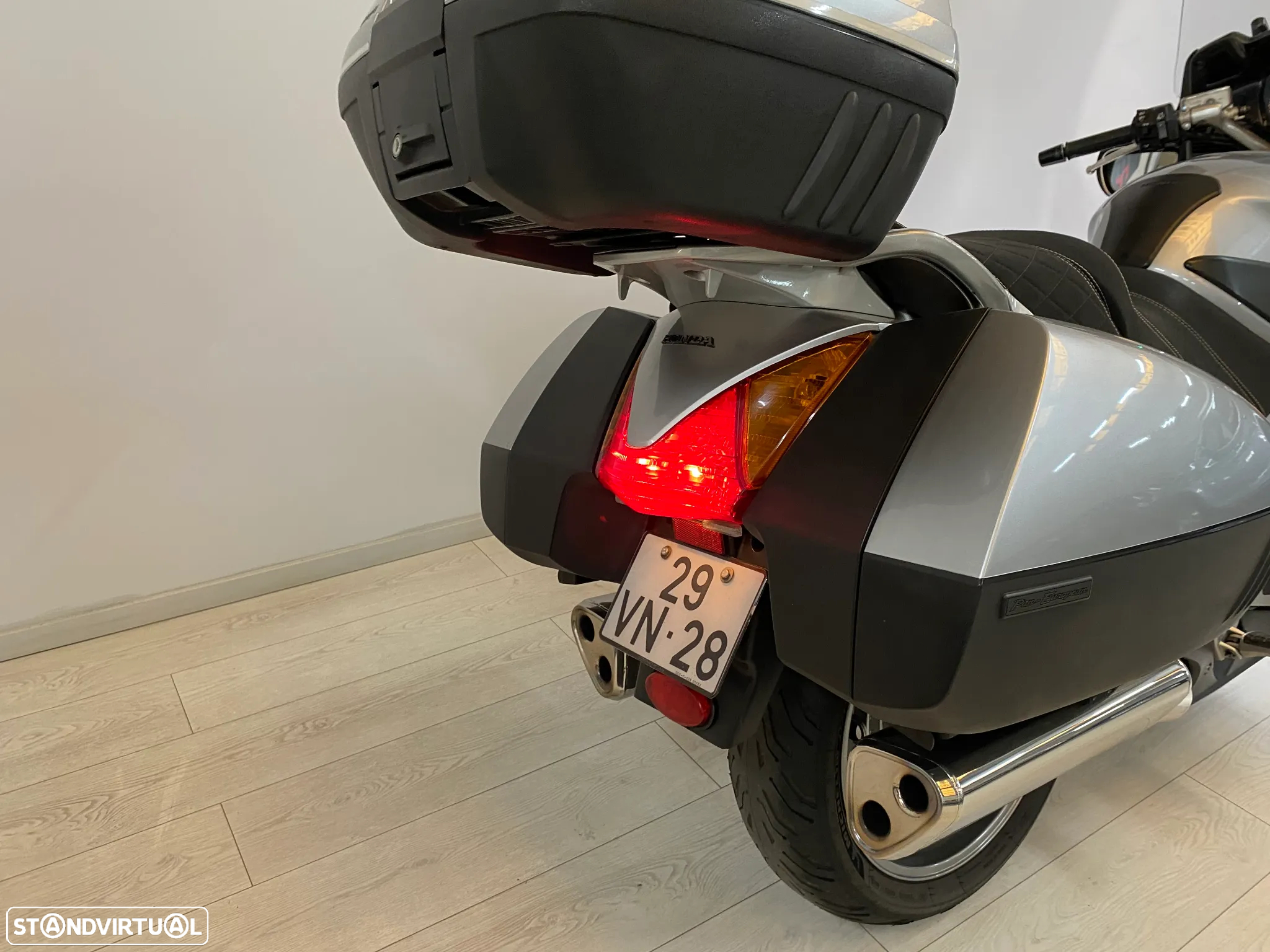 Honda Pan European ST 1300A - 3
