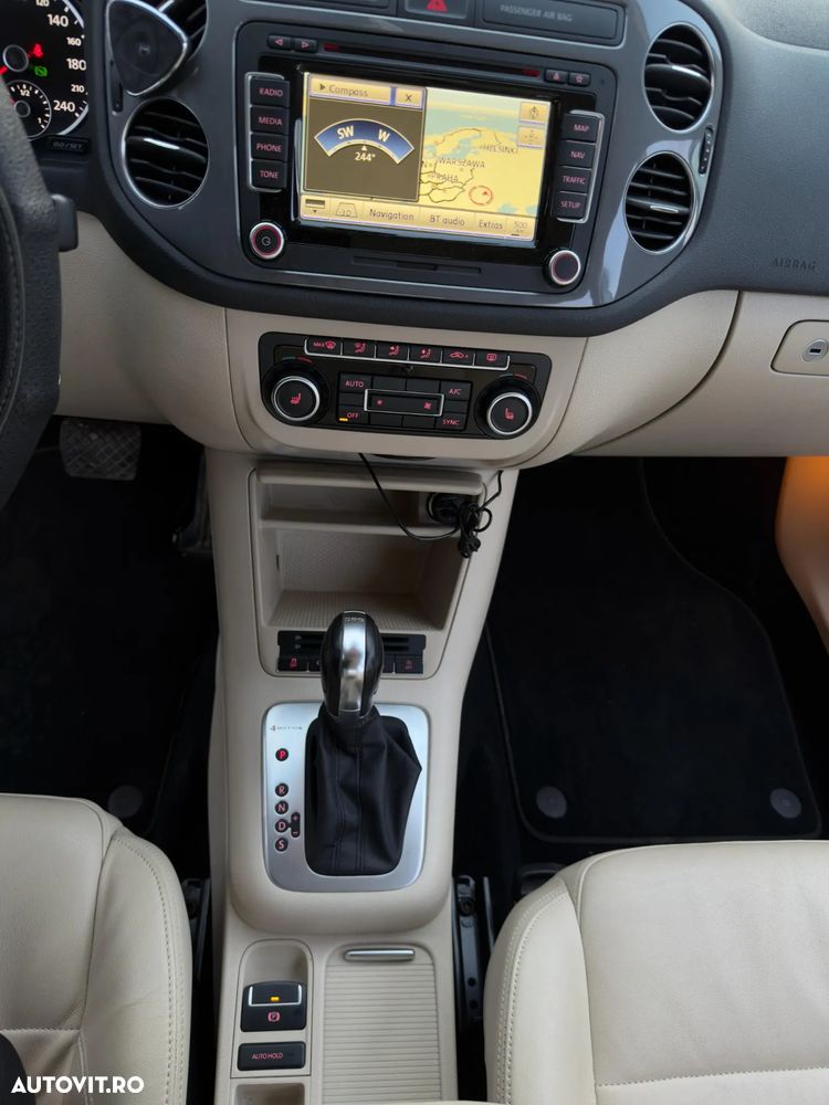 Volkswagen Tiguan 2.0 TDI DPF 4Motion BlueMotion Technology DSG Exclusive - 15