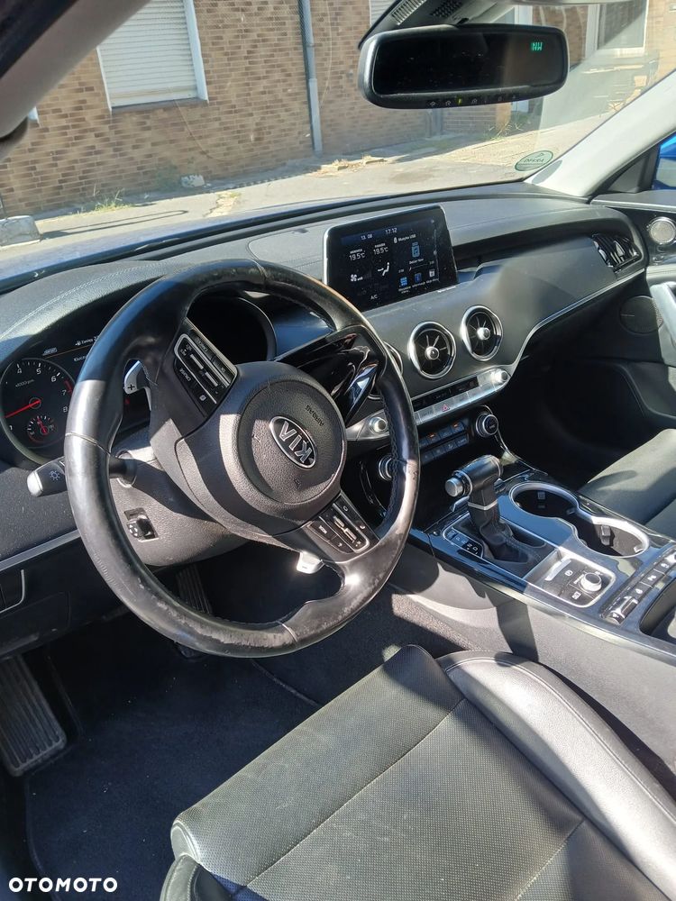 Kia Stinger - 7