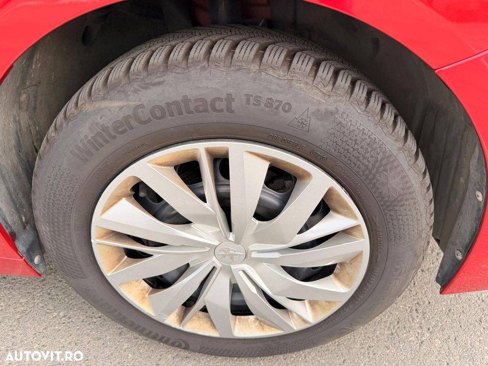 Peugeot 208 1.2 L PureTech STT Active - 13