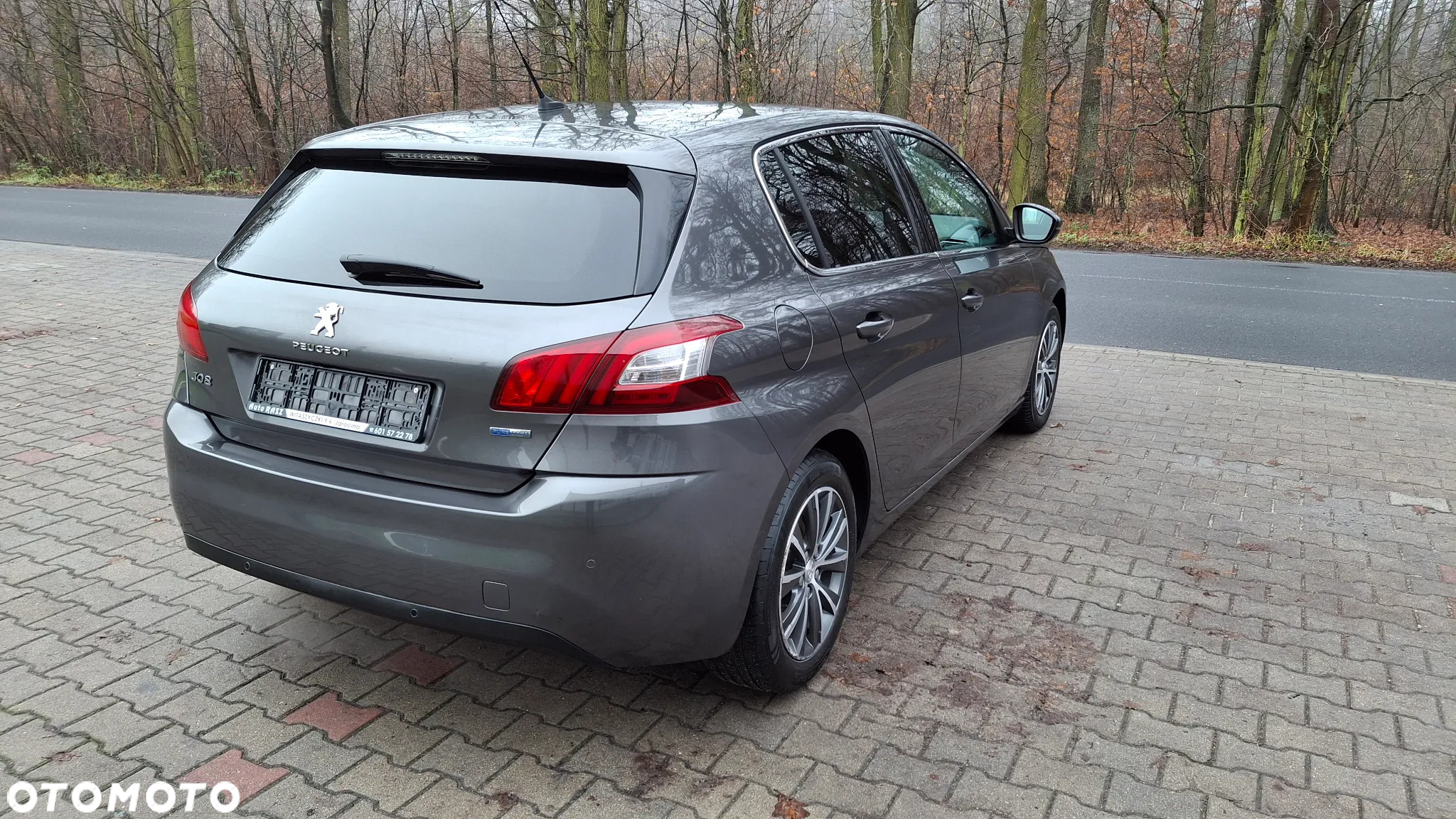 Peugeot 308 1.2 PureTech Allure S&S EAT6 - 13