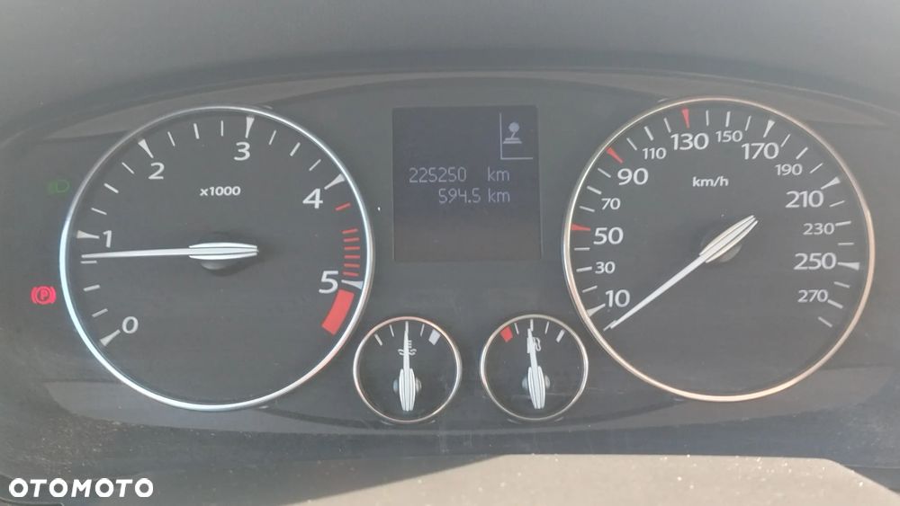 Renault Laguna 2.0 dCi Initiale - 32