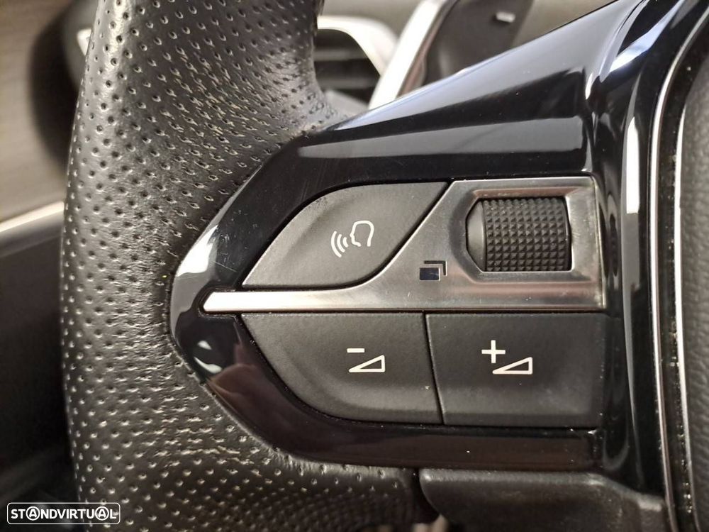 Peugeot 3008 1.6 Hybrid4 GT Pack e-EAT8 - 15