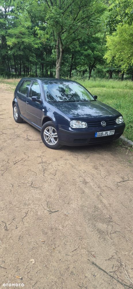 Volkswagen Golf - 3