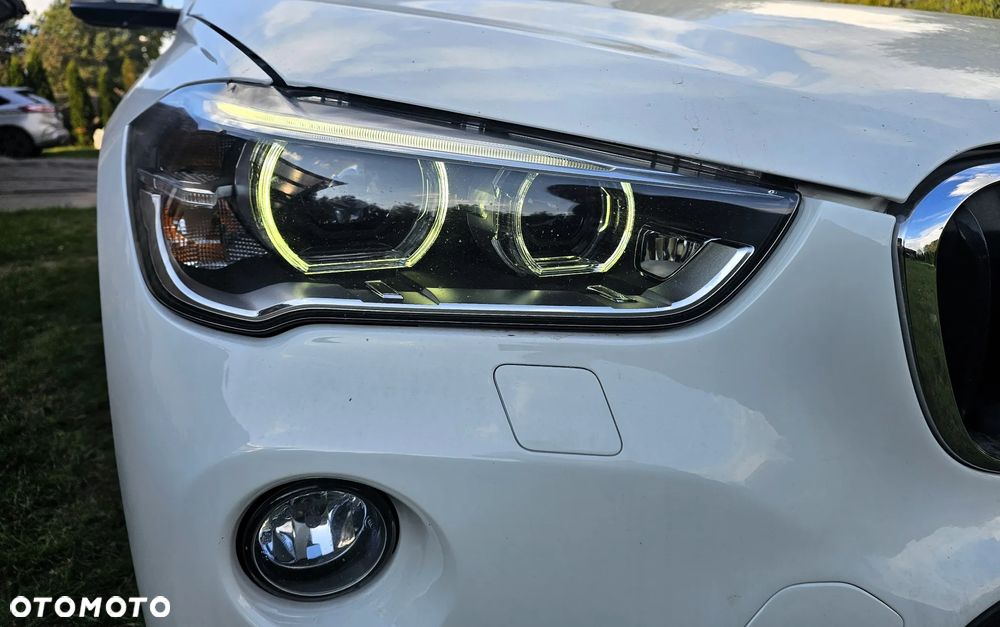 BMW X1 xDrive18d Sport Line - 8