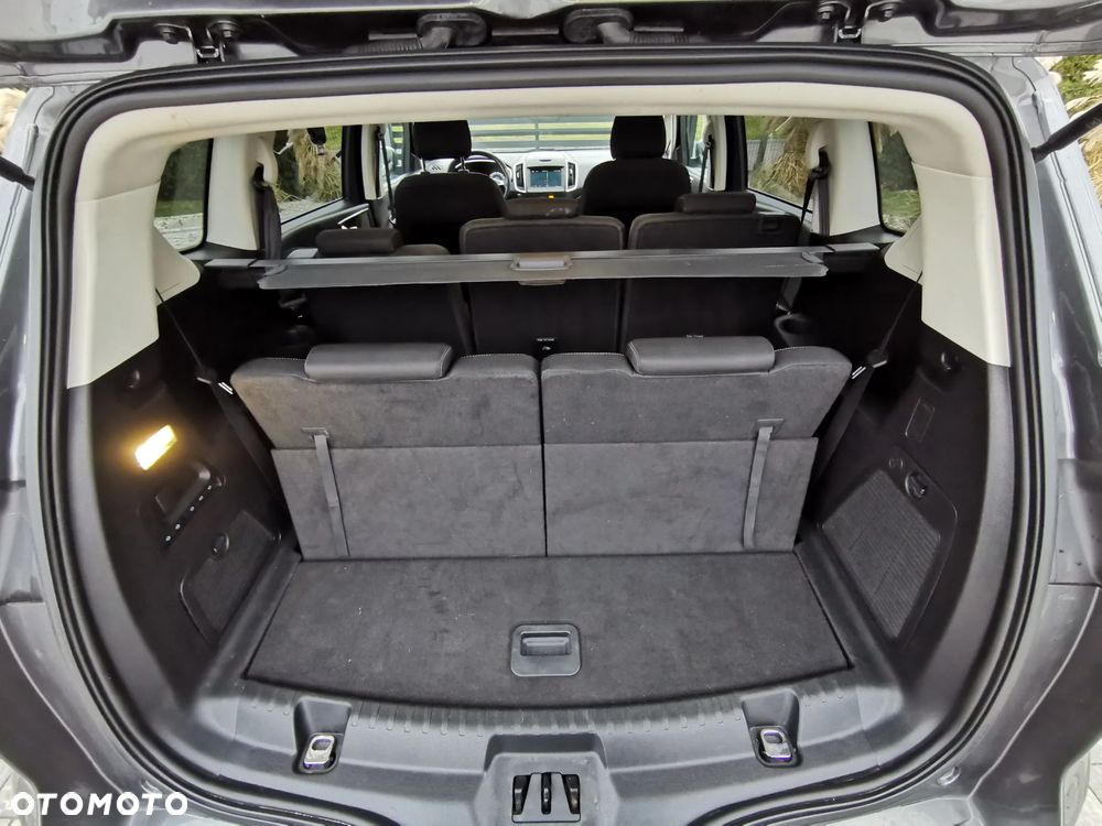 Ford S-Max 2.0 TDCi Titanium PowerShift - 6