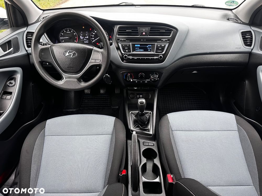 Hyundai i20 1.25 Comfort - 32