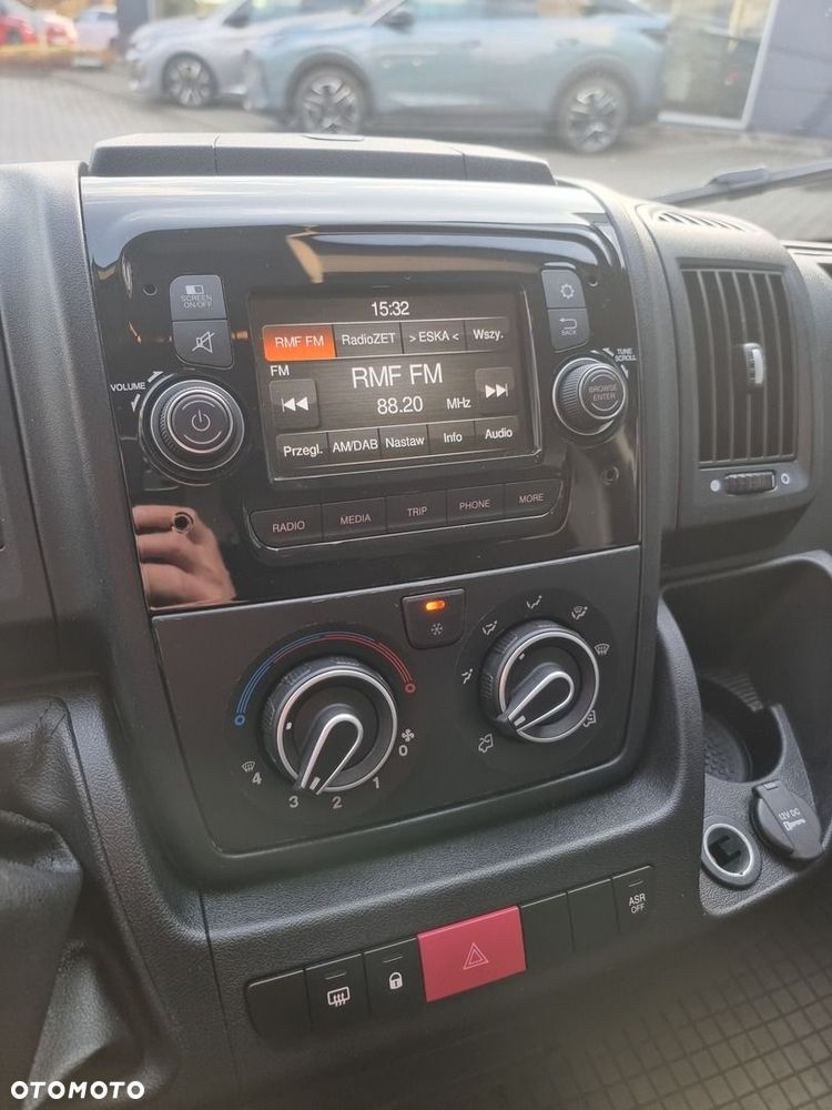 Peugeot Boxer - 24