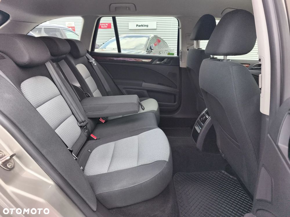 Skoda Superb 1.8 TSI Ambition - 12