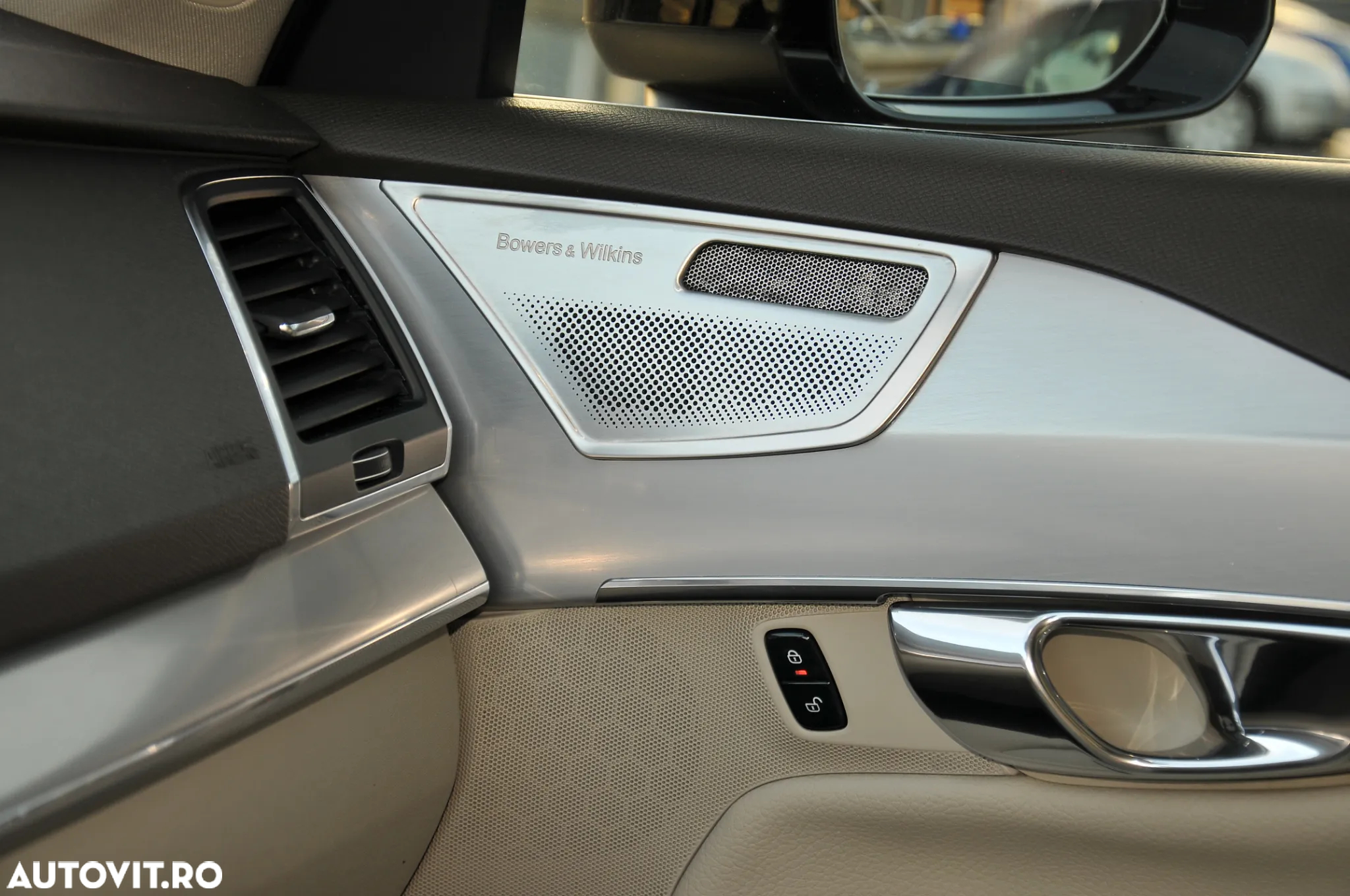 Volvo XC 90 D5 AWD Geartronic RDesign - 21
