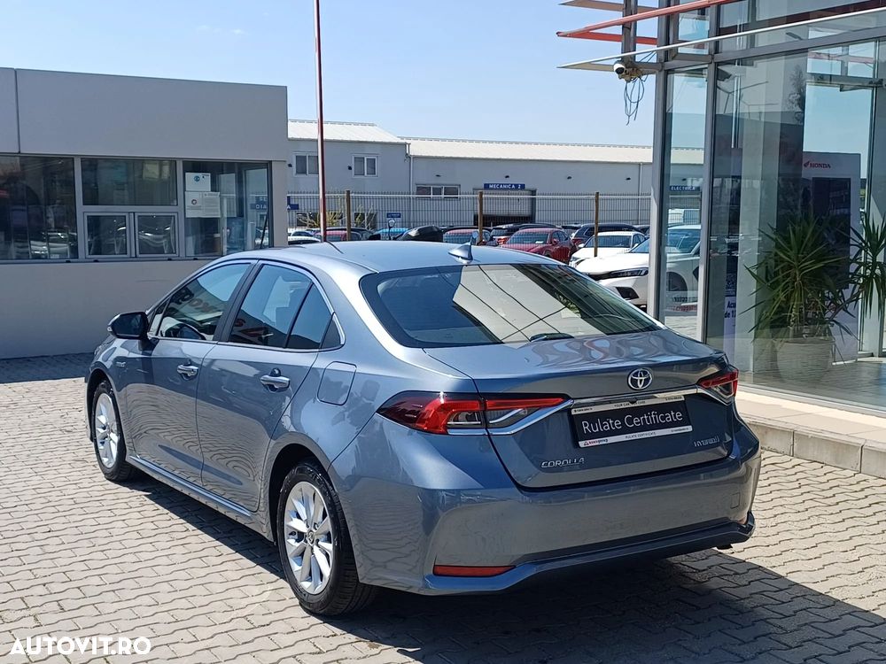 Toyota Corolla 1.8 HSD Dynamic - 6