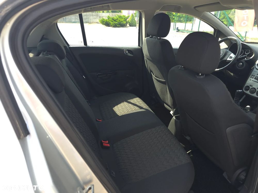 Opel Corsa 1.4 16V Edition - 12