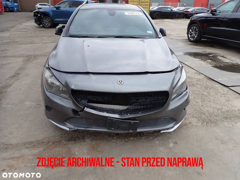 Mercedes-Benz CLA 250 7G-DCT UrbanStyle Edition - 15
