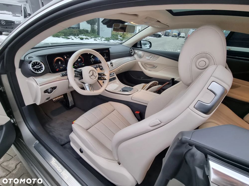 Mercedes-Benz Klasa E - 7