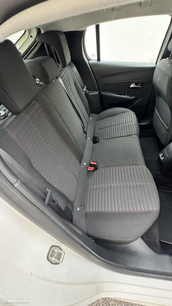 Peugeot e-208 50 kWh Allure - 10