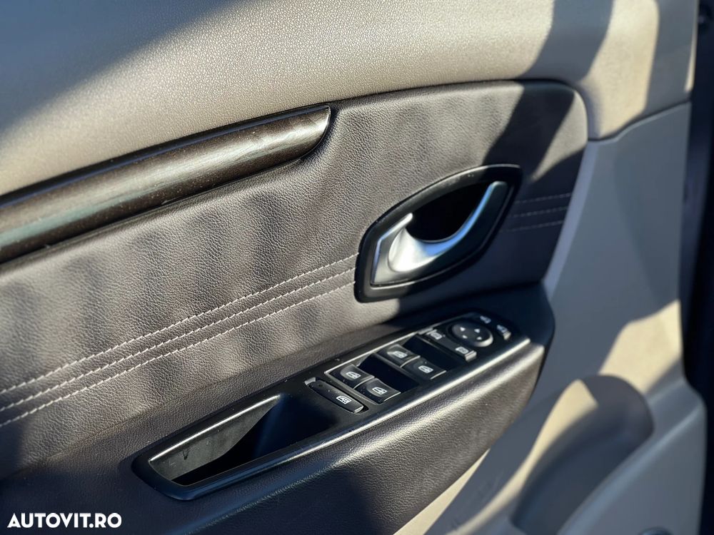 Renault Scenic 1.9dCi Privilege - 6