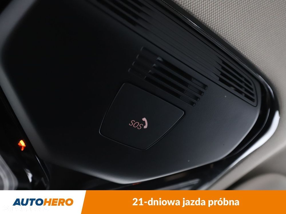 BMW Seria 3 - 34