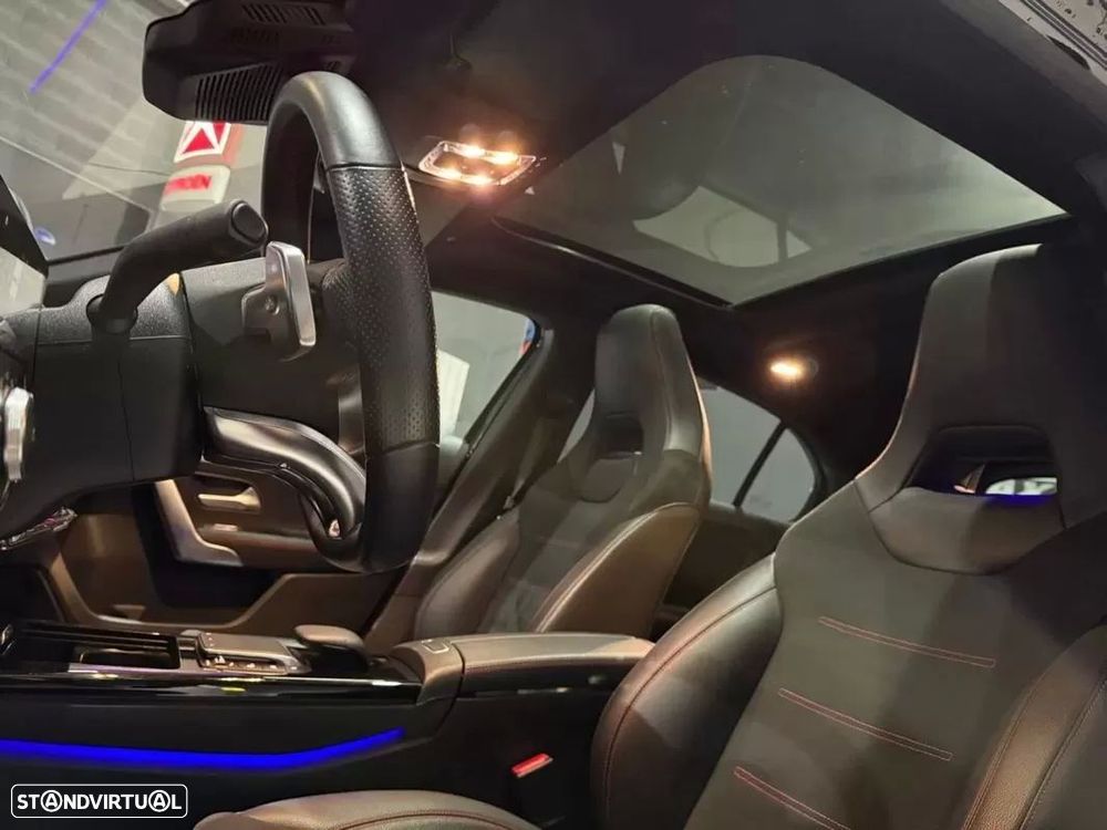 Mercedes-Benz A 250 e AMG Line - 22