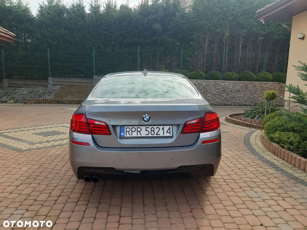 BMW Seria 5 520i Sport-Aut - 6