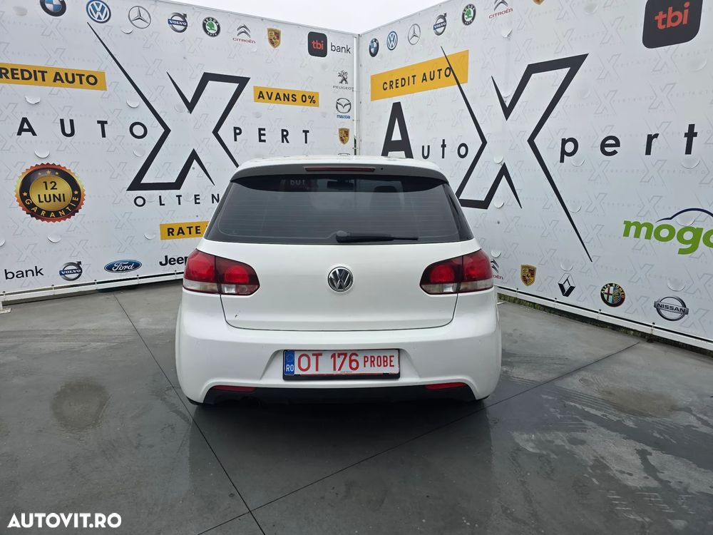 Volkswagen Golf 1.6 TDI DPF BlueMotion - 13
