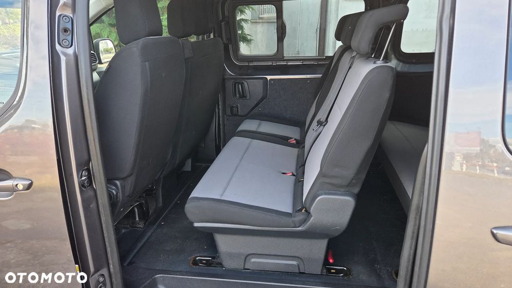 Peugeot Traveller - 9