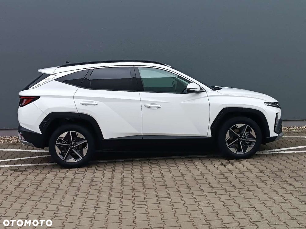 Hyundai Tucson - 8