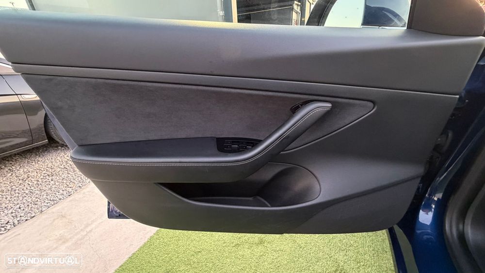Tesla Model 3 Standard Range Plus RWD - 44