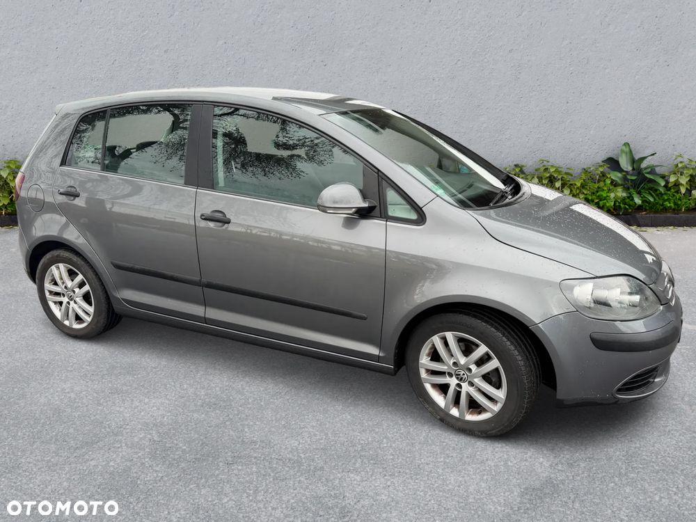 Volkswagen Golf Plus 1.6 FSI Tour - 8
