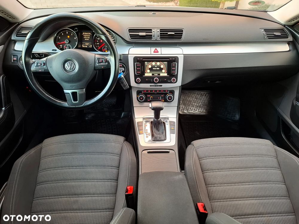 Volkswagen Passat CC 2.0 TSI DSG Exclusive - 33